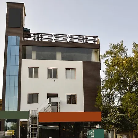 Hotel Rang Mahal Near Jaipur International Airport-3